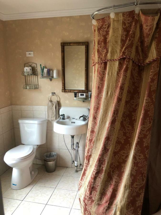 Roscoe Reynolds House Inn מראה חיצוני תמונה